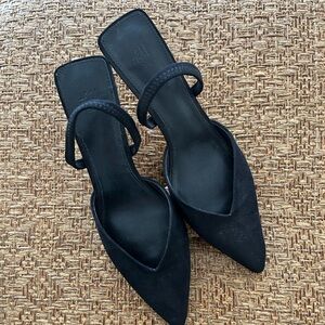 H&M Black Heeled Mules with Pointed Toe
